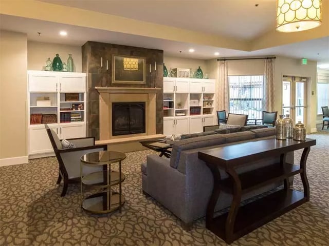 Meadow_LivingRoom2-1